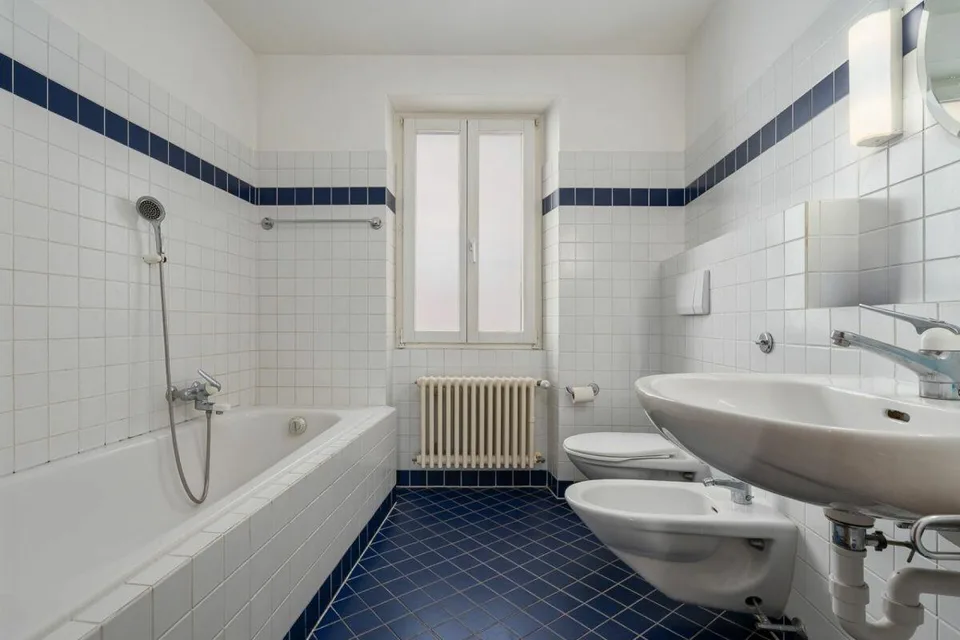 AROGNO · CASA BIFAMILIARE NEL NUCLEO STORICO · POSSIBILITÀ DI RESIDENZA SECONDARIA – foto 10 di 13
