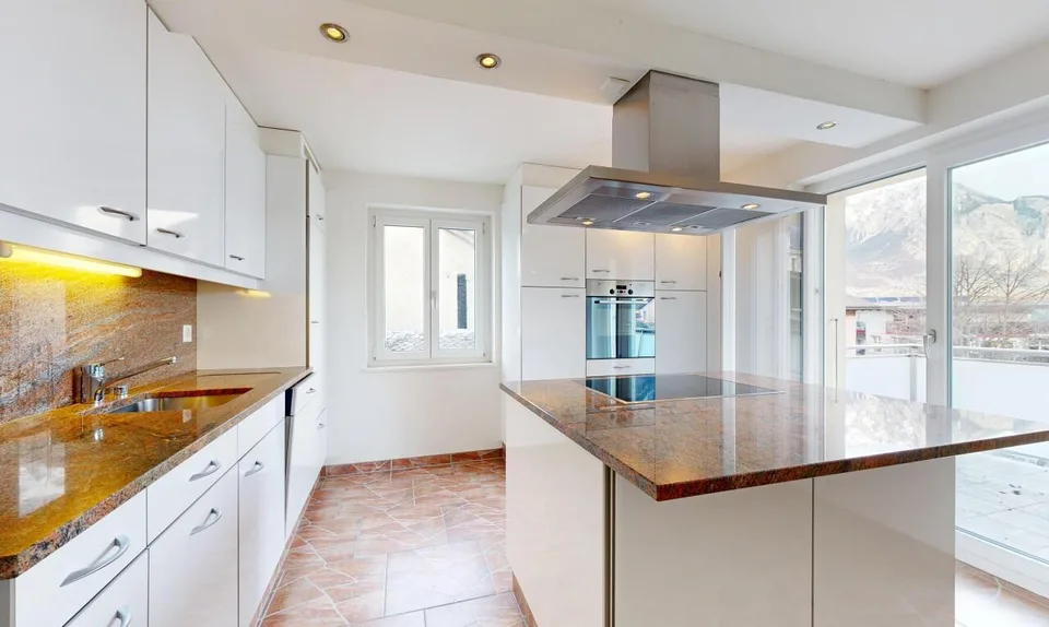Spacieux duplex rénové de 160 m² au cœur du village de Riddes