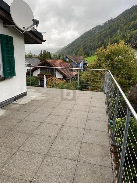 RENOVIERT MIT VIEL PLATZ FÜR DIE FAMILIE