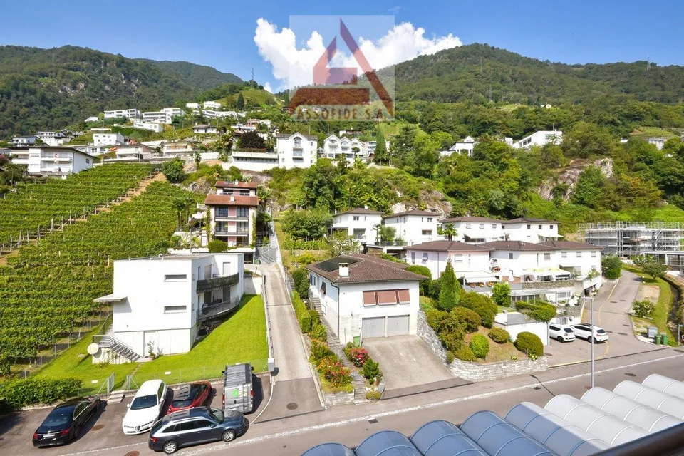 4 ½ - Zimmerwohnung / Appartamento di 4 ½ locali – Foto 7 von 8