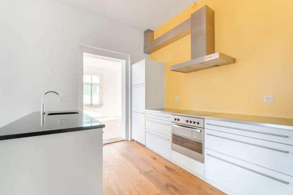 Aussergewöhnliche 5.5 Zimmer-Wohnung mit 2-Zimmer Einliegerwohnung