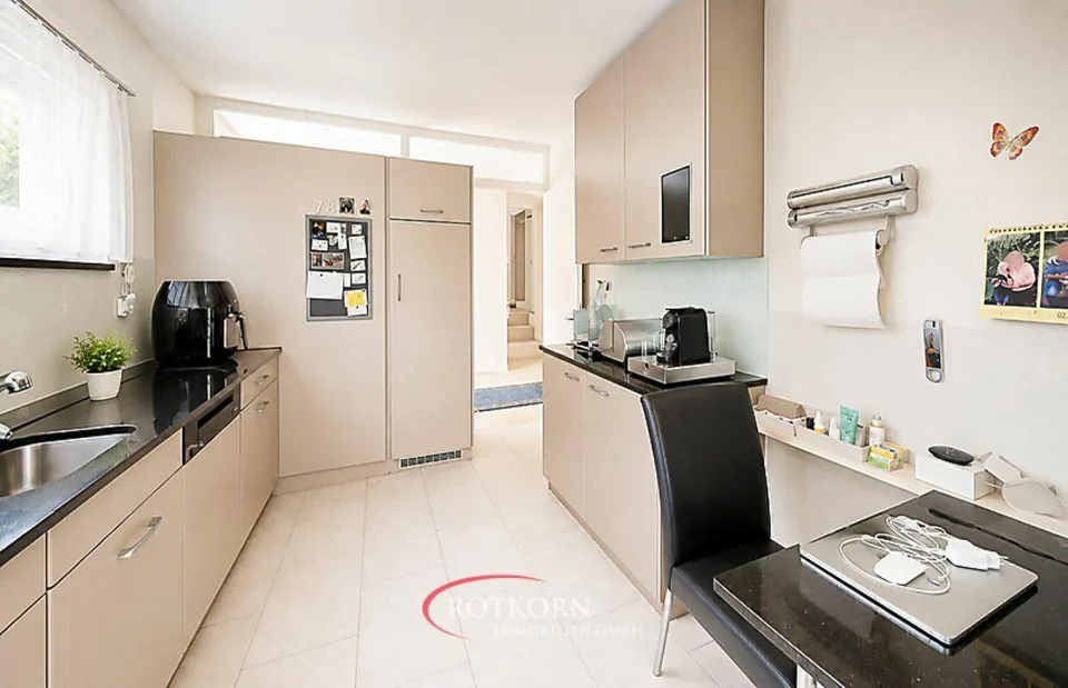 Maison unifamiliale de 6,5 pièces – photo 9 sur 30