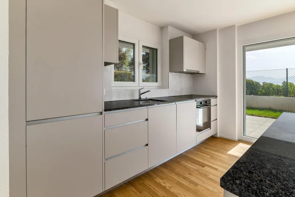 Appartement neuf au cœur des vignes, terrasse et jardin avec vue