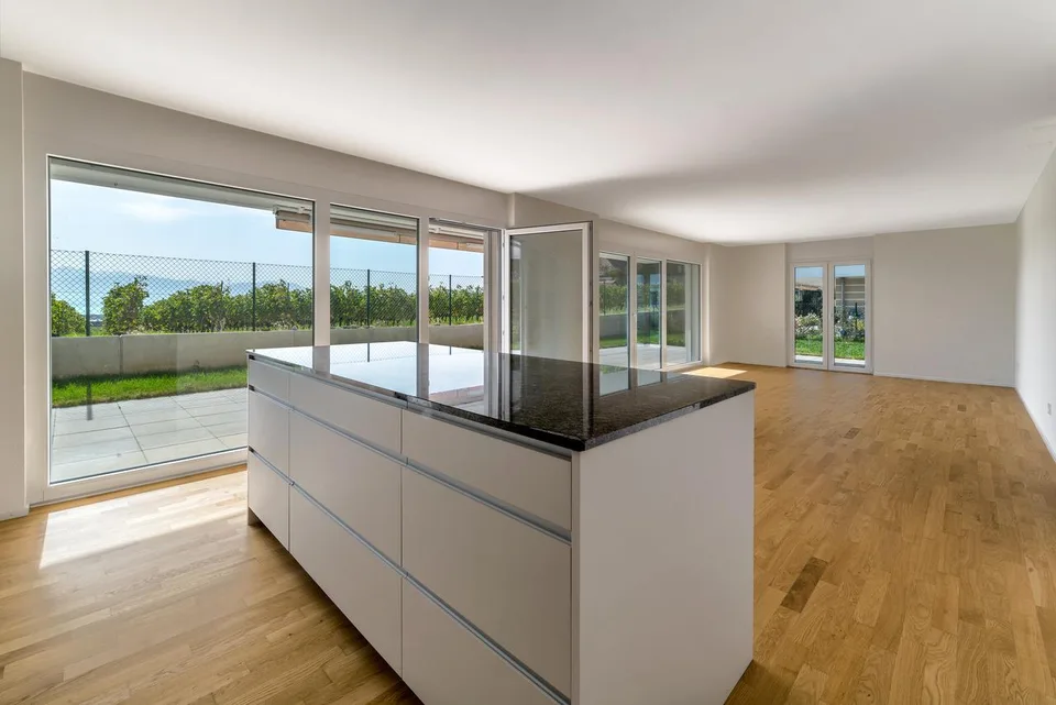 Appartement neuf au cœur des vignes, terrasse et jardin avec vue