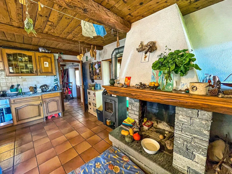 Casa Tipica Ticinese con giardino -  Typisches Tessiner Haus mit Ga...