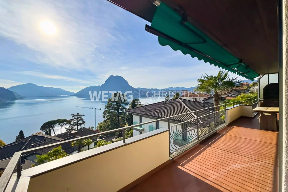 Villa mit herrlichem Blick auf den Luganersee zu verkaufen in Lugan...