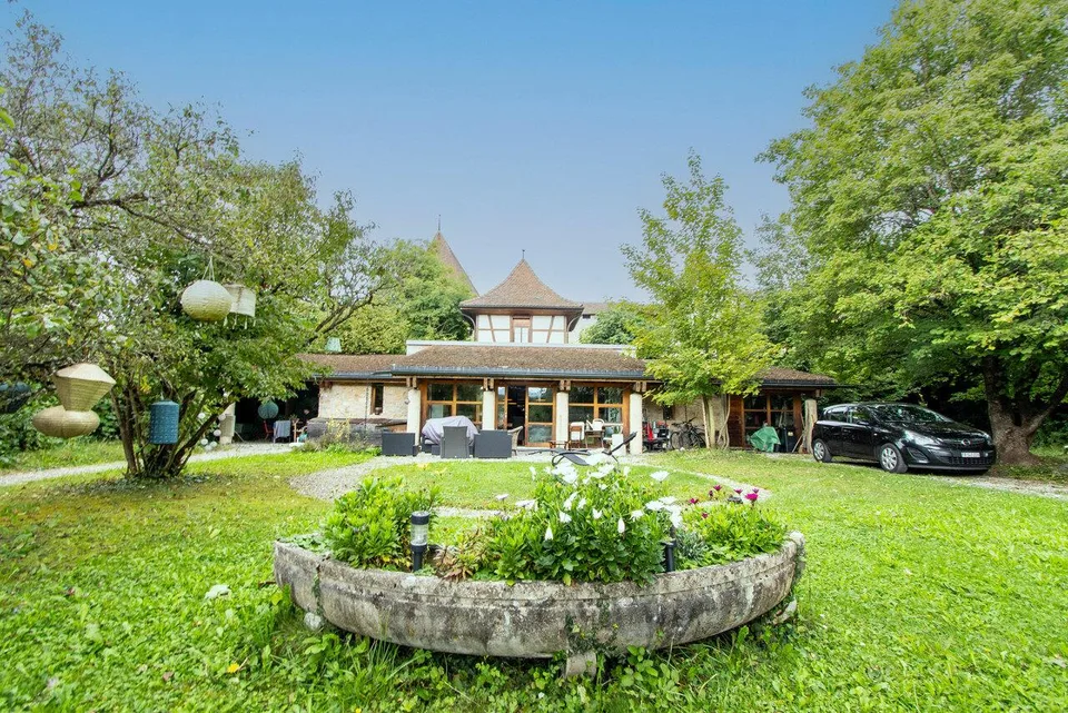Zu verkaufen: Villa Bellevue   Absolute Exklusivität in Murten!