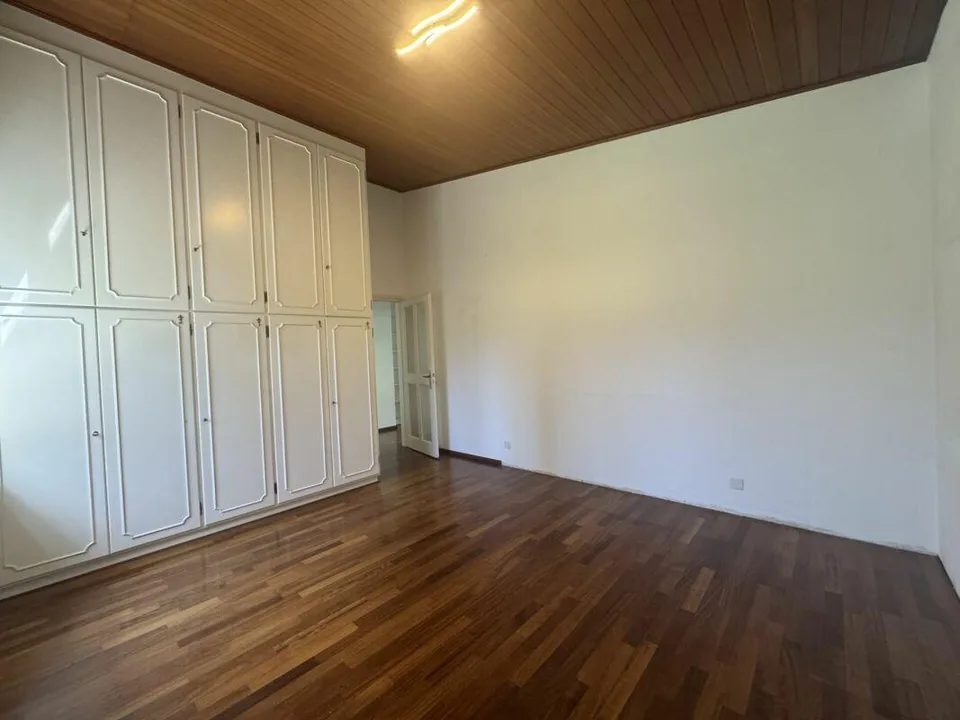 Einfamilienhaus nur wenige Schritte vom See entfernt