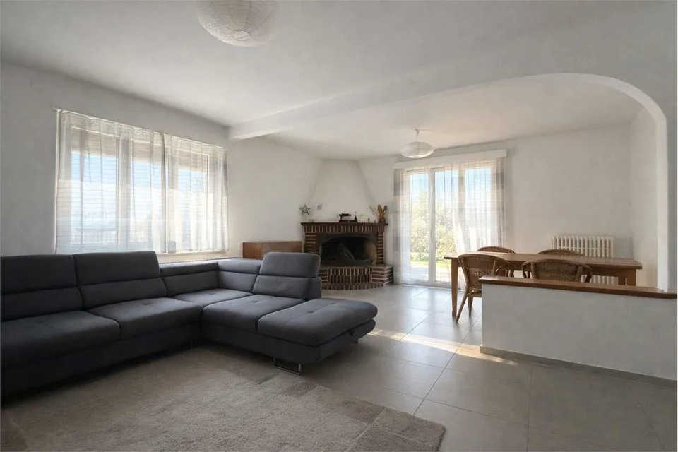 Gambarogno - 4.5-Zimmer-Wohnung in Bifamilienhaus mit Seeblick - ideale Investition