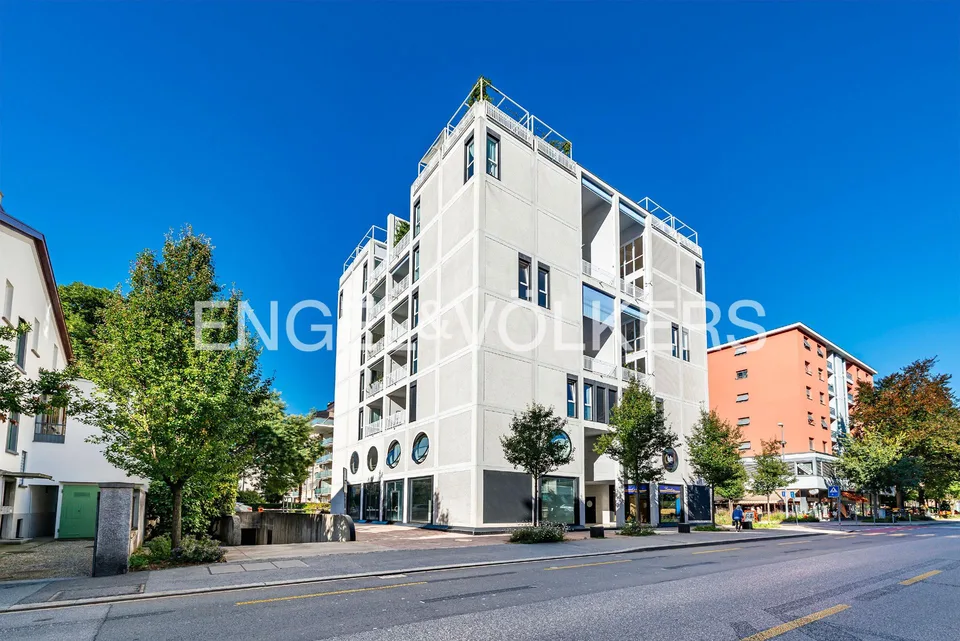 Renoviertes zentrales Duplex mit hellen Räumen