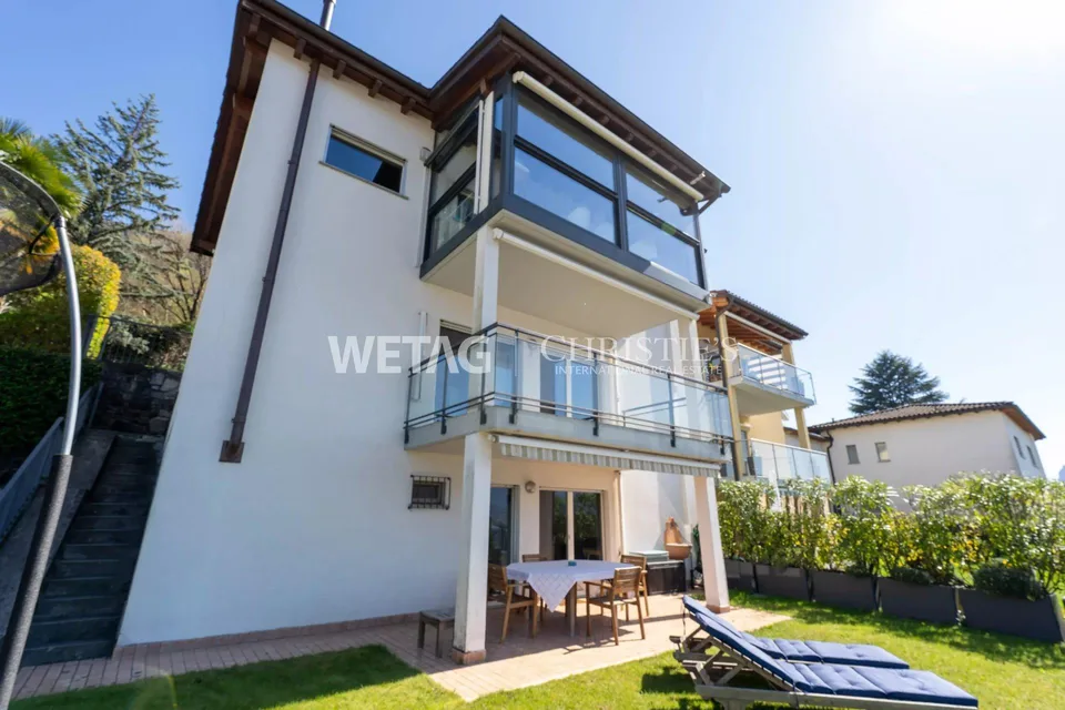 Lugano-Viganello: Elegante Villa mit grosszügiger Panoramaterrasse ...