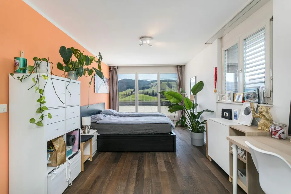 Wohnen mit Weitsicht: 7.5-Zimmer-Terrassenhaus mit Panorama-Terrasse