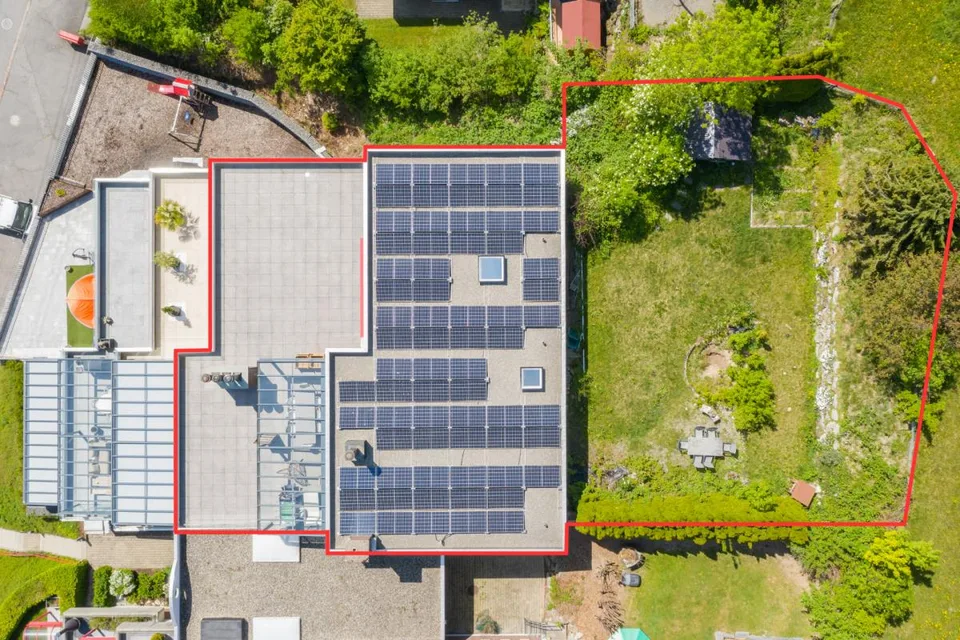 Wohnen mit Weitsicht: 7.5-Zimmer-Terrassenhaus mit Panorama-Terrasse