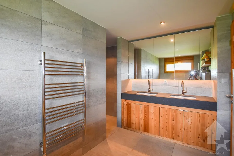 Magnifique chalet de grand standing directement sur les pistes de ski – Foto 30 von 30