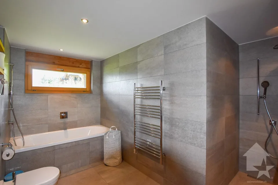 Magnifique chalet de grand standing directement sur les pistes de ski – Foto 29 von 30