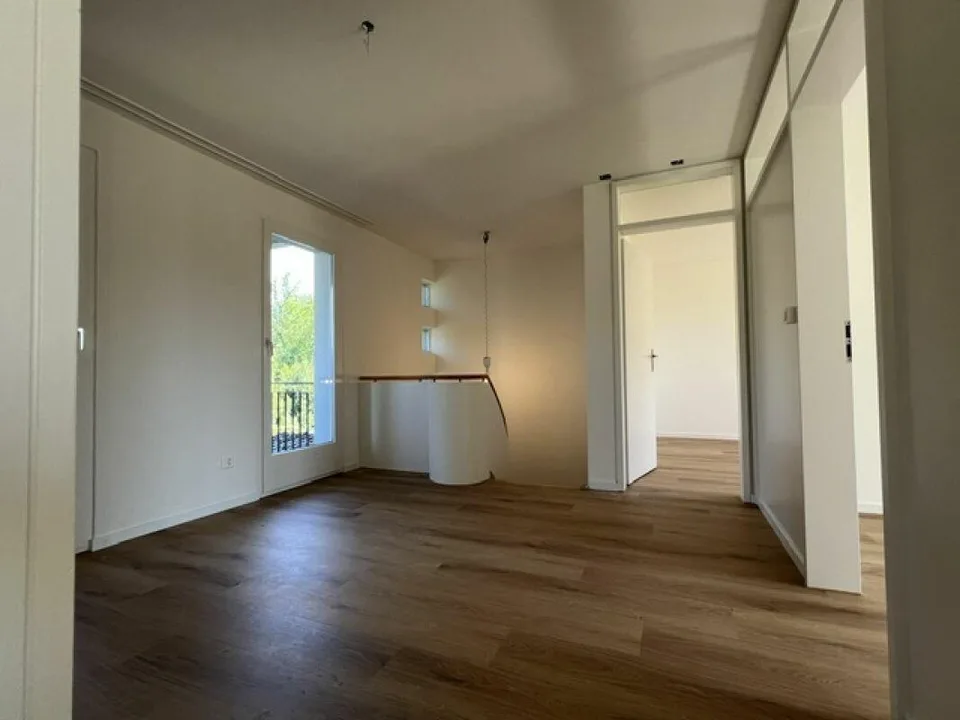 Frisch renovierte 4 1/2 Zimmer Maisonette-Wohnung