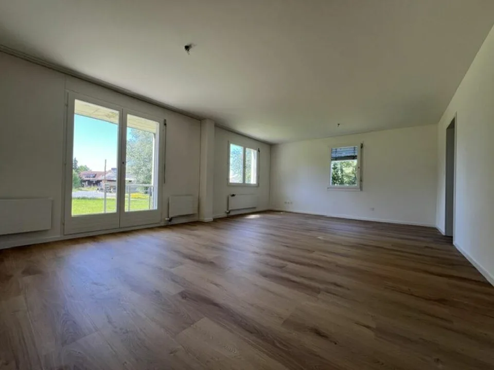 Frisch renovierte 4 1/2 Zimmer Maisonette-Wohnung
