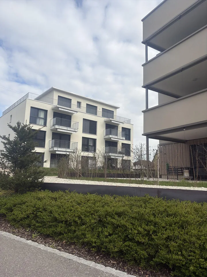 Traumwohnung in Seon! Jetzt profitieren - 1 Monat Mietzins geschenkt!