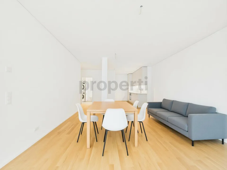 Appartement moderne 2.5 pièces avec balcon, Bâle