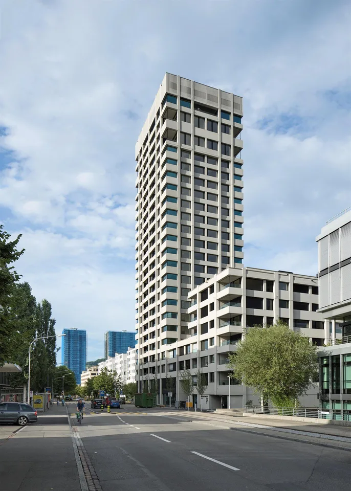 Wohnen im obersten Stock mit Sicht über Zürich – foto 10 di 10