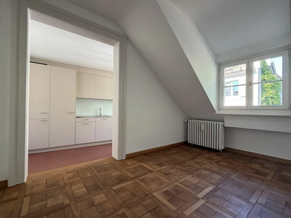 Einzigartige Altbauwohnung mit Blick auf den Rhein