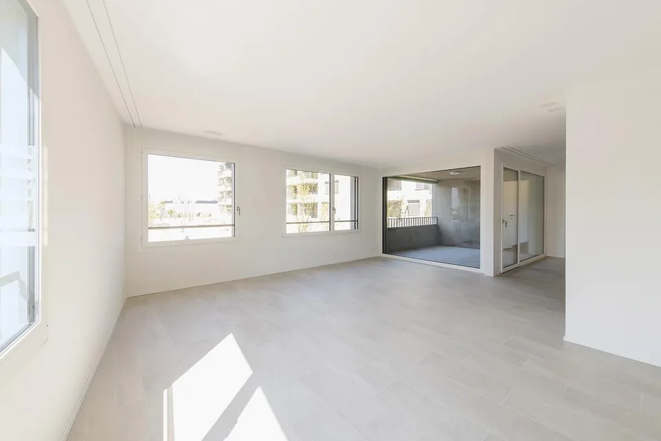 **grosse, moderne 2.5 ZWG** in der Wohnüberbauung zum Park – Foto 9 von 9