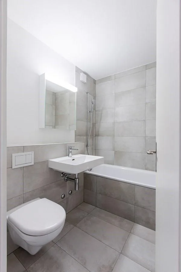 Modern and bright apartment in a quiet residential area