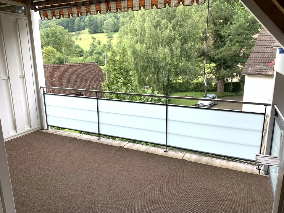 Appartamento accogliente di 3,5 locali con ampio balcone