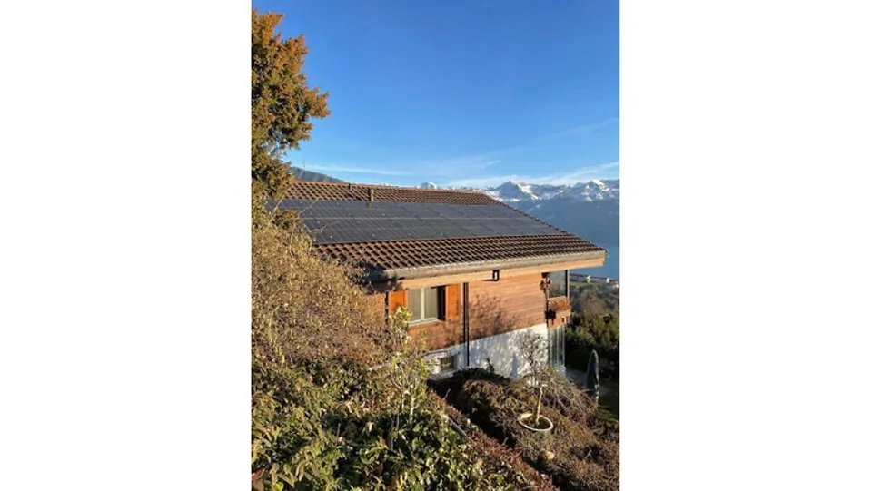 3 ZIMMER-HAUS IN TSCHINGEL OB GUNTEN (BE), MÖBLIERT, TEMPORÄR