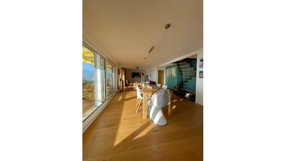 3 ZIMMER-HAUS IN TSCHINGEL OB GUNTEN (BE), MÖBLIERT, TEMPORÄR