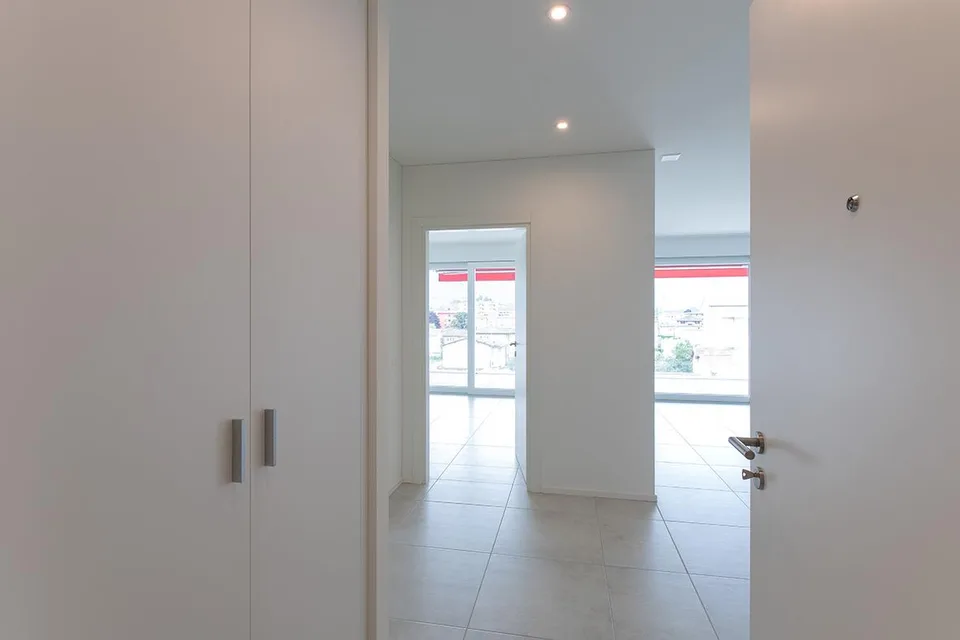 Moderno e luminoso 3.5 locali – foto 10 di 11