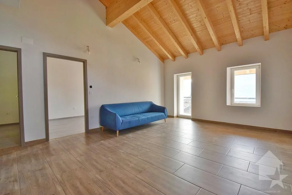 Casa di 2 appartamenti completamente ristrutturata nel 2025!