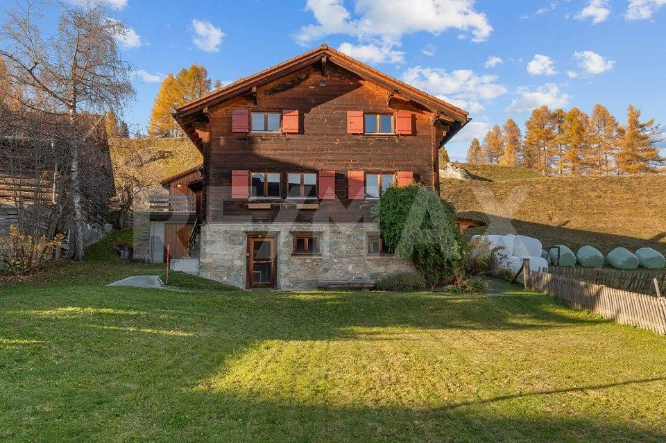 Ferienchalet zwischen Paradies und Natur