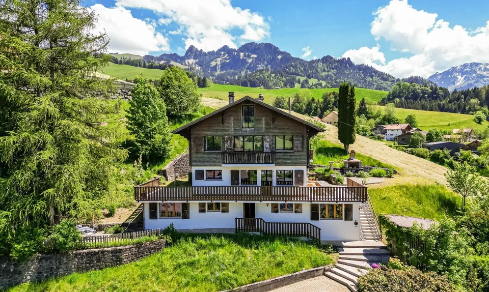 Casa con appartamento indipendente ? Vista montagna a Charmey