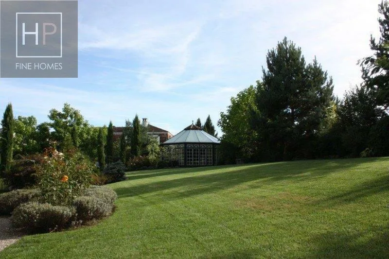 Zeitlose Landhausvilla der Extraklasse – Foto 6 von 12