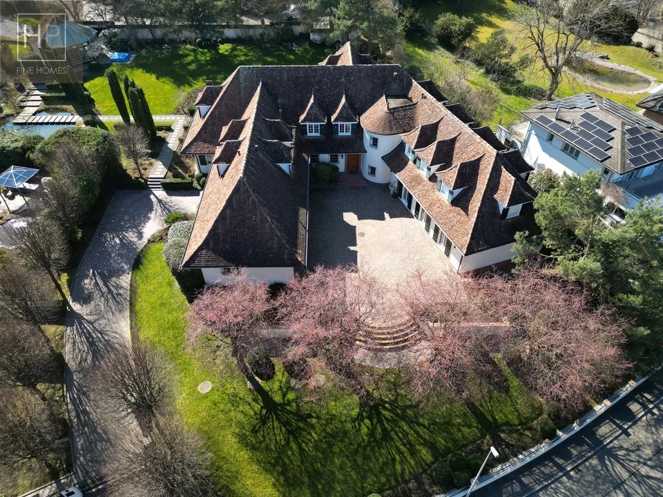 Zeitlose Landhausvilla der Extraklasse