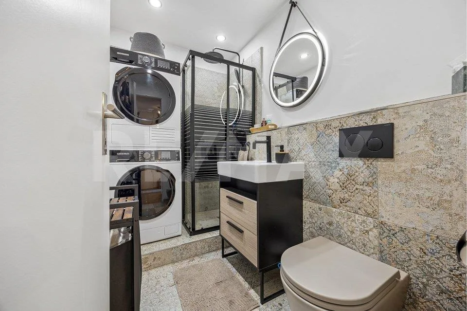 Bright 3.5-room apartment with two balconies