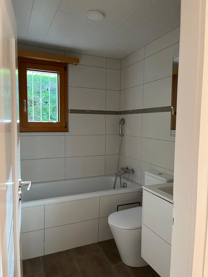 8-Zimmer-Einfamilienhaus