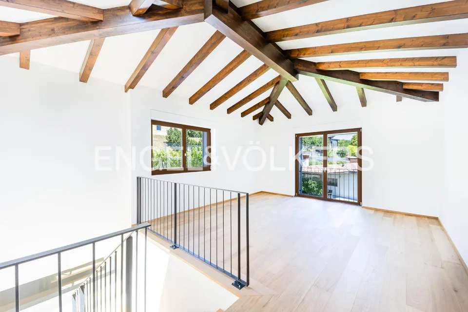 Villa ristrutturata con spazi esterni da sogno – foto 10 di 13