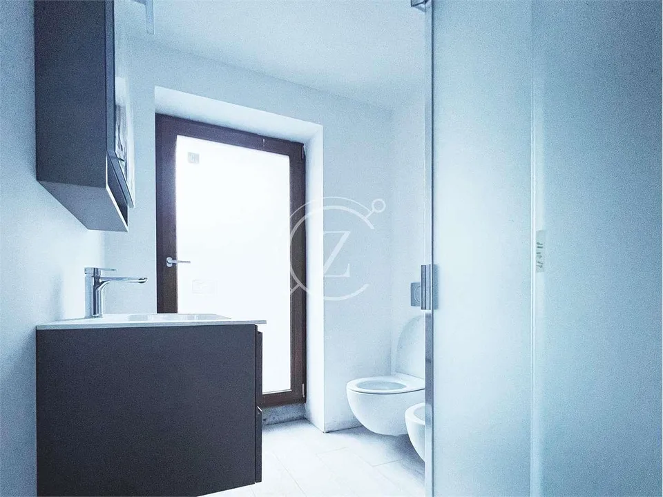 BIRONICO - Schönes 2.5-Zimmer-Apartment