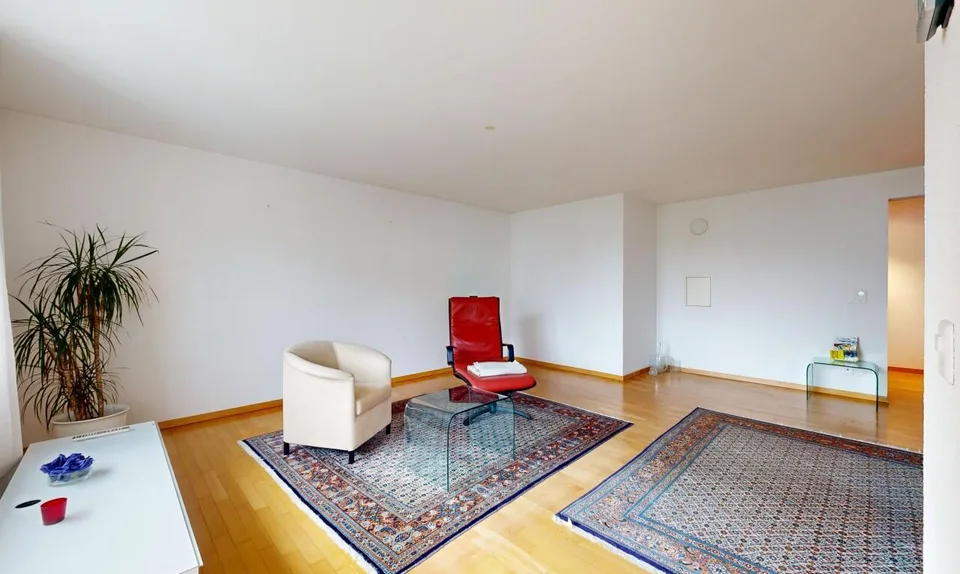 Posizione residenziale ideale con terrazza e balcone