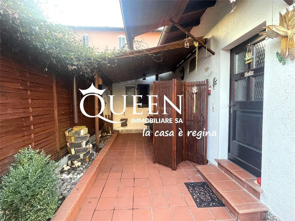 Vacallo: appartement 4.5 pièces, 110 m², mansardé, jardinette, option