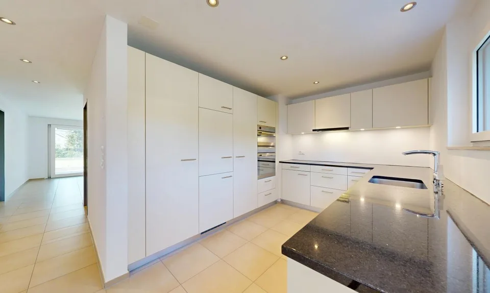 Gepflegte 3.5-Zimmerwohnung mit sonnigem Sitzplatz