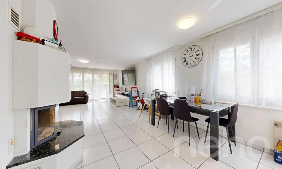Appartamento duplex 4,5 locali con spazio aggiuntivo a Henau