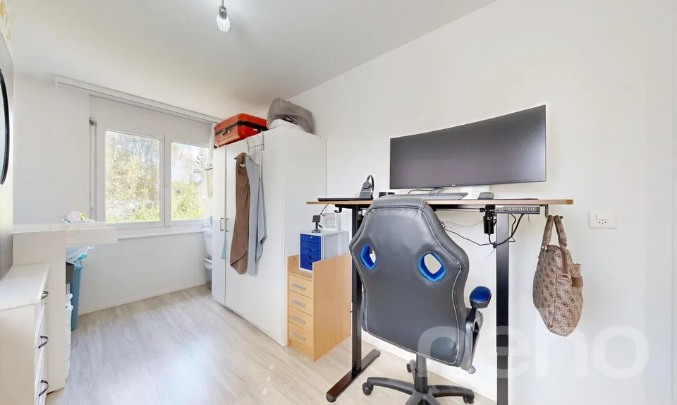 4.5-room duplex apartment with additional space in Henau – photo 10 of 19
