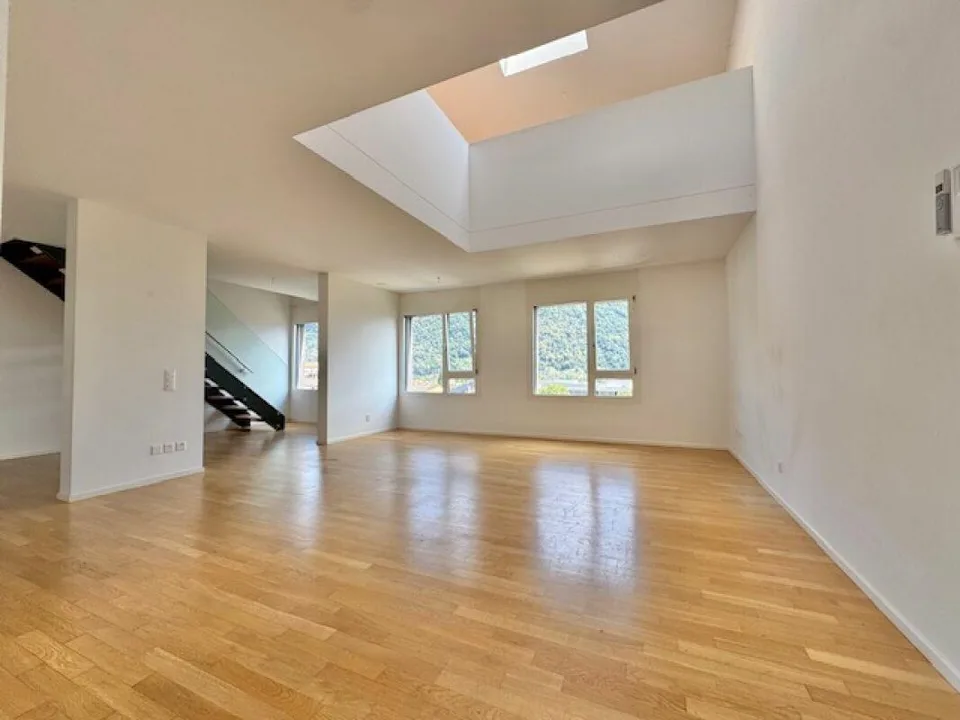 5.5 Zimmer Attikawohnung in Losone – Foto 8 von 29