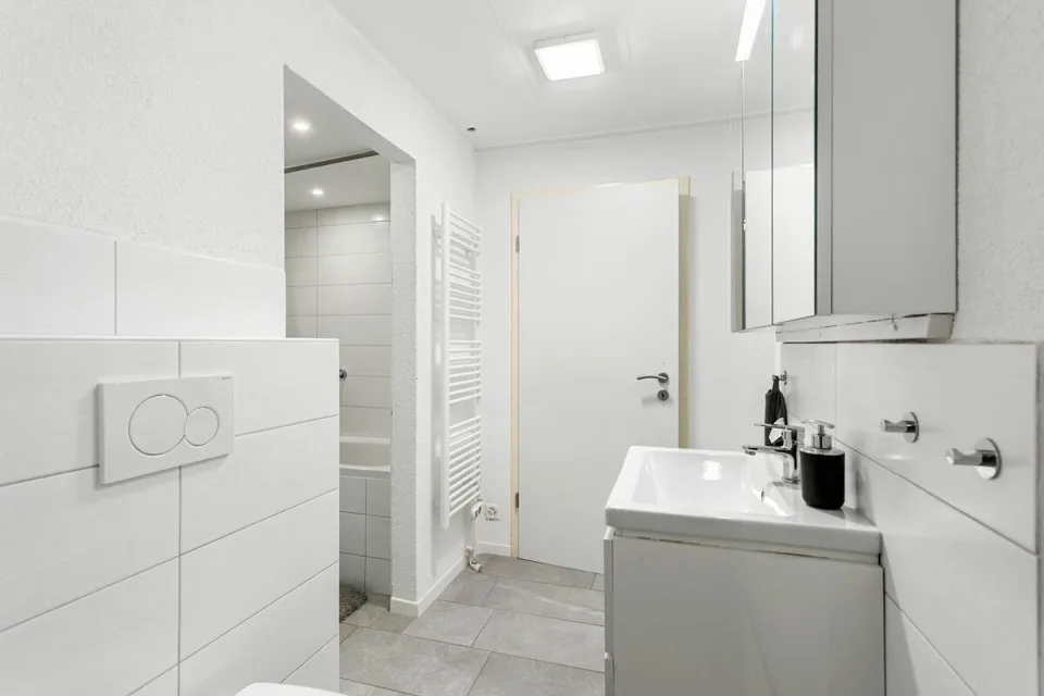 Felicità familiare con vista lago - Casa moderna di 5,5 stanze con vista lago a Freidorf – foto 16 di 30