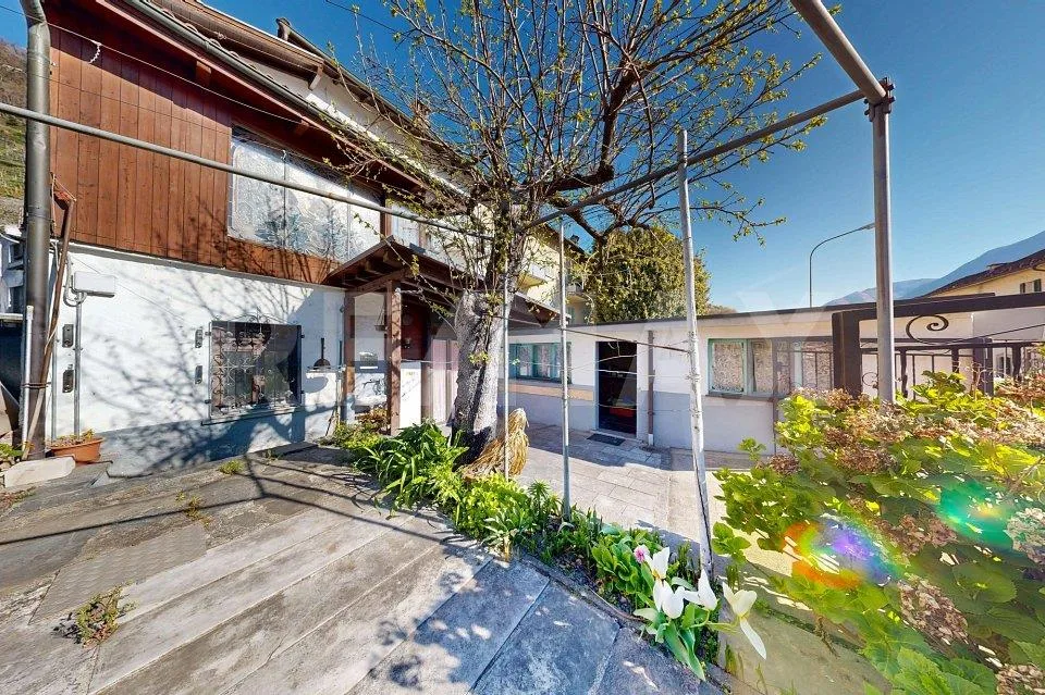 Casa a schiera in prima periferia