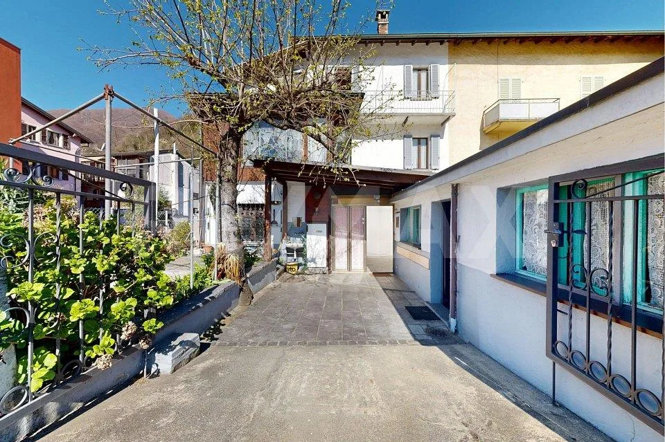 Casa a schiera in prima periferia