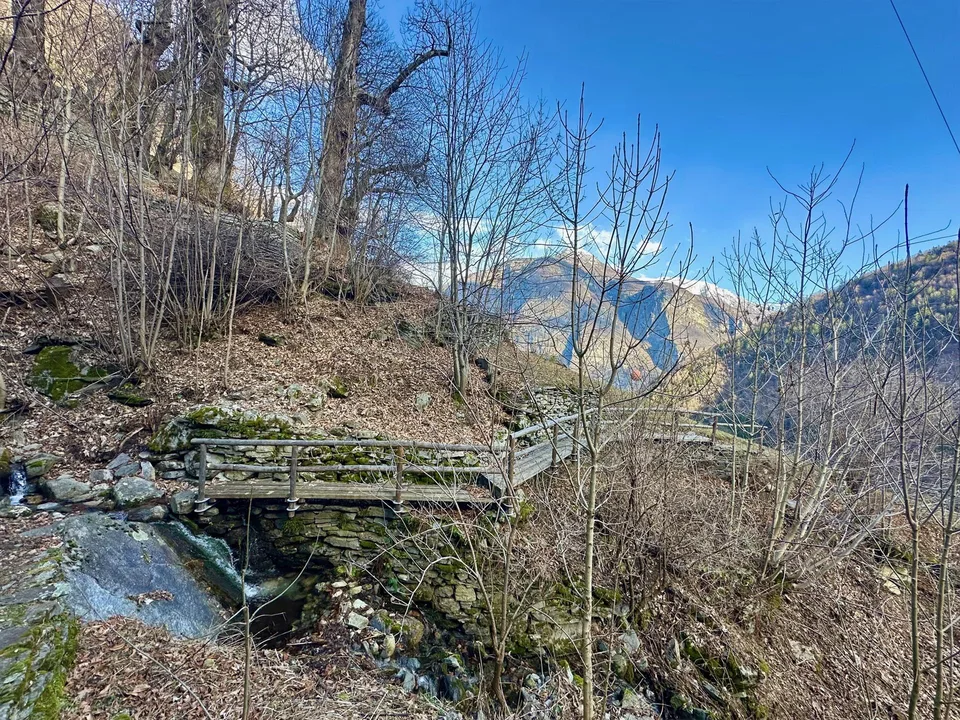 Rustico am Dorfrande zum Ausbauen mit Baulizenz – Foto 6 von 16